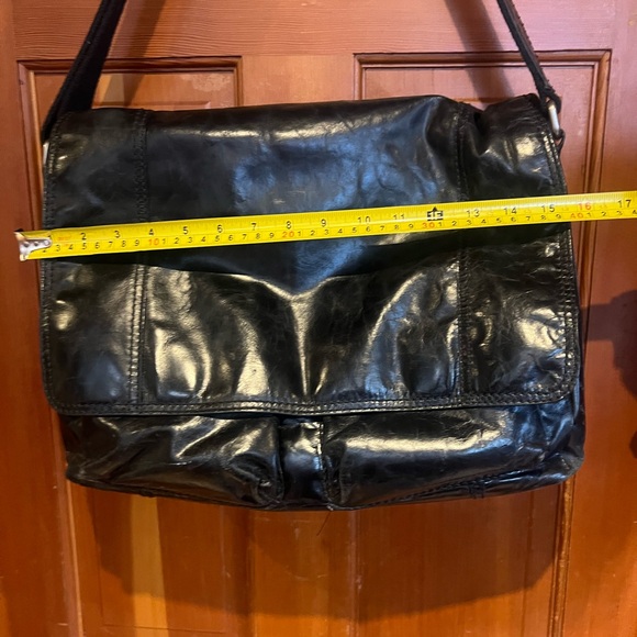 Fossil Shiny Black Leather Messenger Bag - Picture 14 of 14
